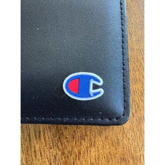 Champion Black Bifold Wallet - Excellent Condition - Picture 2 of 8